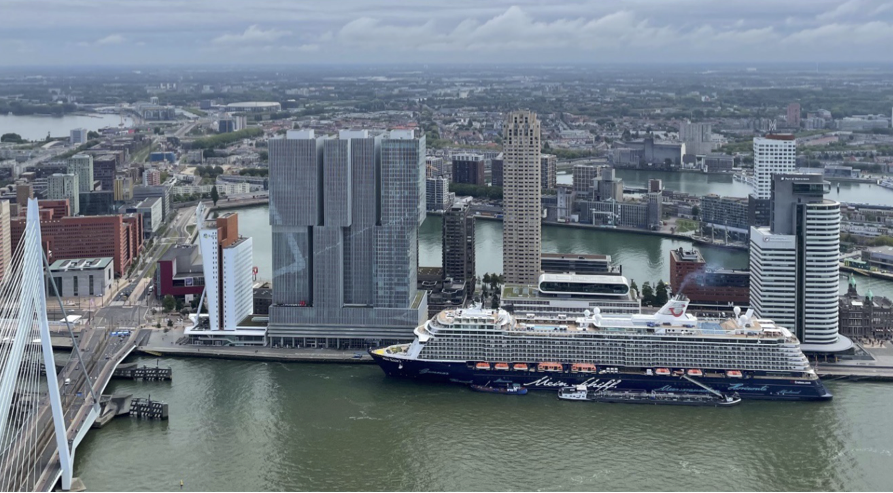 View on Wilhelminakade Rotterdam with on the left the Erasmus bridge (the Swan) and just right of that the tall tower called ‘De Rotterdam’ (photo: prof. Frank Kemper).